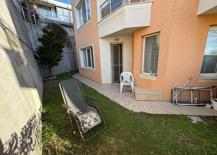 Sea Breeze Апартаменты *